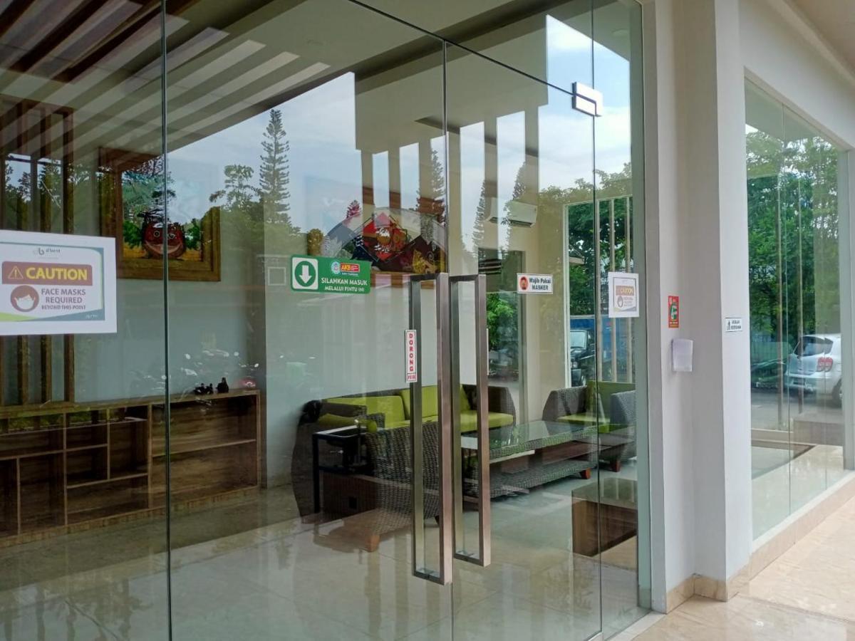 Oyo 90102 Edotel Hotel By Dbest Hospitality Bandung Kültér fotó