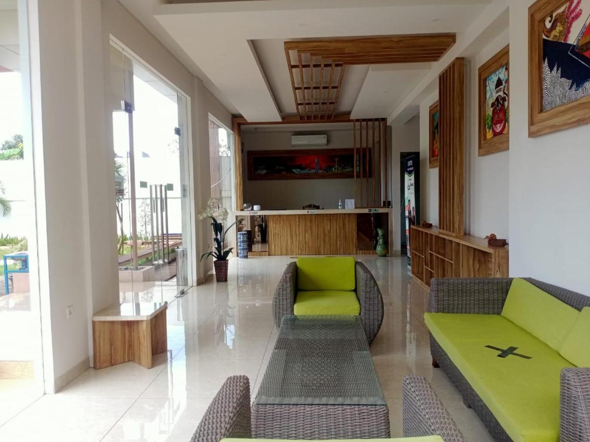 Oyo 90102 Edotel Hotel By Dbest Hospitality Bandung Kültér fotó
