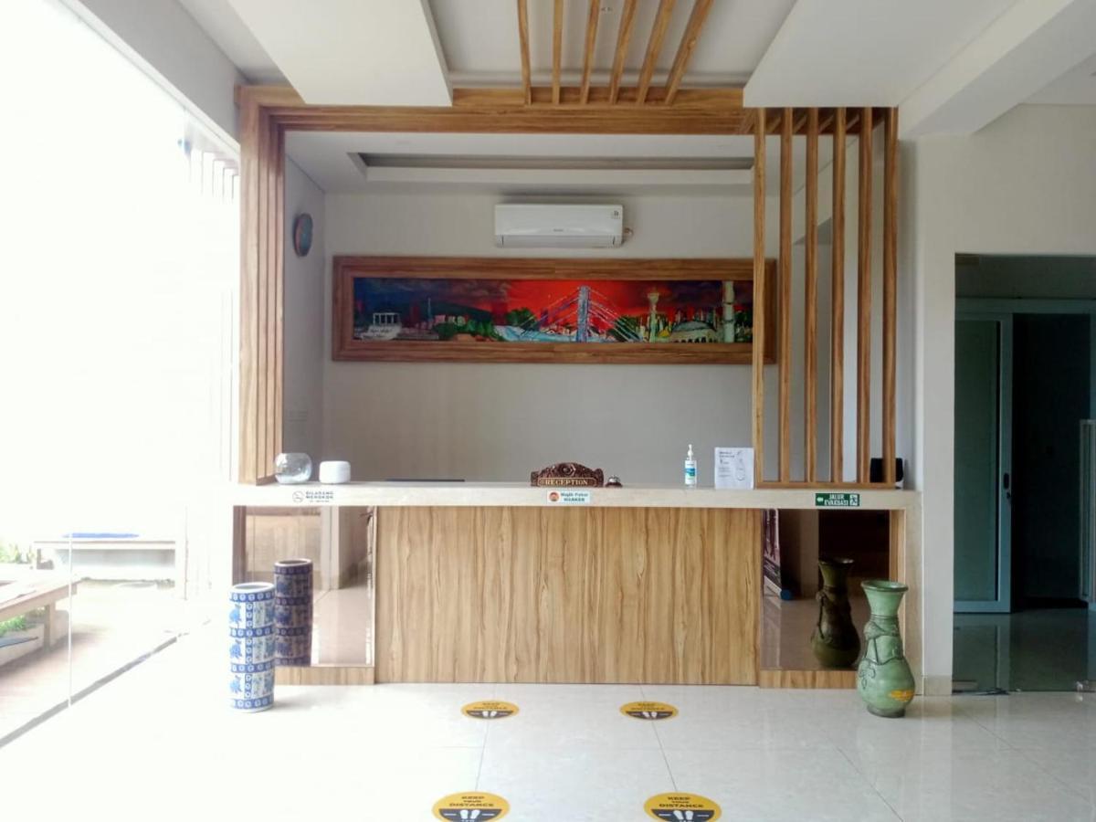 Oyo 90102 Edotel Hotel By Dbest Hospitality Bandung Kültér fotó